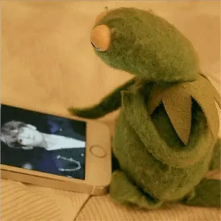 😮 Kermit kermit la rana, burattino, meme, guarda, telefono whatsapp sticker