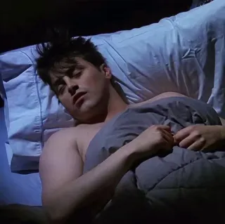 😴 Joey Tribbiani Friends fatigué, lit, série TV, Friends, Joey, Matt LeBlanc whatsapp sticker
