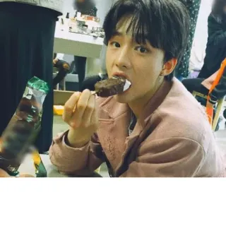 🍦 whatsapp sticker