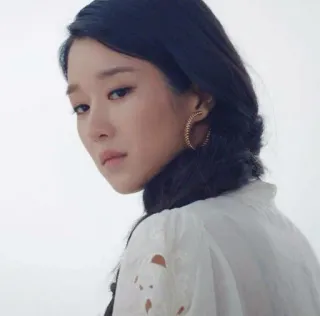 ❔ 여자, 초상화, 얼굴, 표정, 귀걸이, 아시아인 telegram sticker