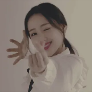 💘 mulher, kpop, piscadela, gesto, alegre, asiático telegram sticker
