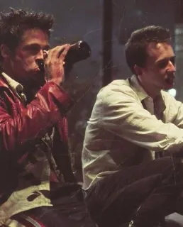 🧼 Tyler Durden Fight Club El club de la lucha, Brad Pitt, Edward Norton, violencia, beber, película telegram sticker