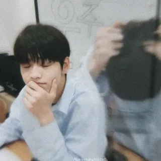 🎐 whatsapp sticker