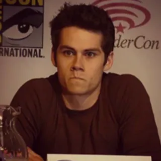 📎 Dylan O'Brien aktor, selebriti, potret, Dylan O'Brien telegram sticker