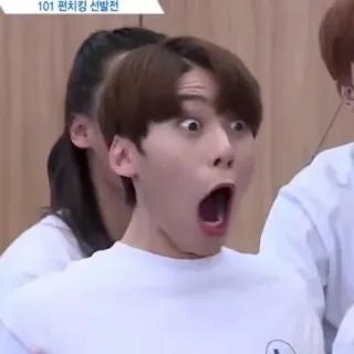😦 101 펀치킹 선발전 kpop, в шоке, мем, мужчина, кричащий, смешной telegram sticker
