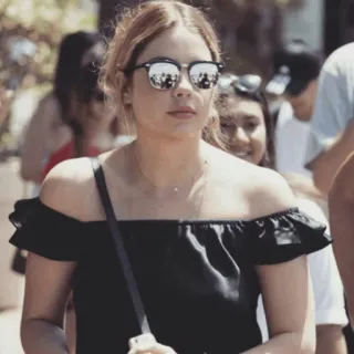 🍓 woman, sunglasses, fashion, portrait, person, style telegram sticker