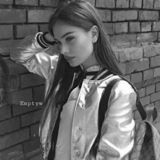 🥀 Emptyw девушка, подросток, портрет, кирпичная стена, куртка telegram sticker