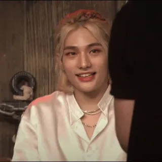 💫 Hyunjin K-pop, Chanteur, Artiste, Portrait, Homme, Idole, Hyunjin telegram sticker