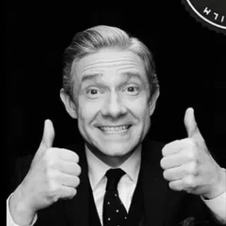 💎 Martin Freeman actor, thumbs up, celebrity, portrait, man, smile telegram sticker