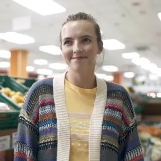 🌙 Frau, Person, Supermarkt, Cardigan, Einkaufen telegram sticker