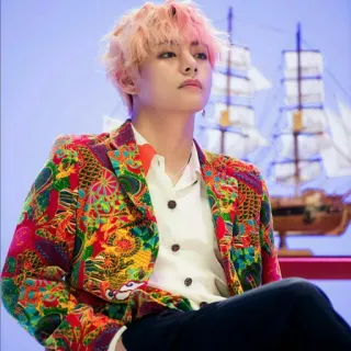 🍌 V K-pop, BTS, Kim Taehyung, cantante, ídolo, hombre, celebridad telegram sticker
