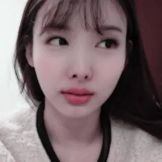 🐰 Nayeon kpop, twice, idol, nayeon, cantor, celebridade whatsapp sticker