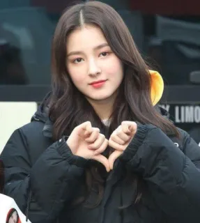 ❤️ Nancy wanita, hati, kpop, idola, korea whatsapp sticker