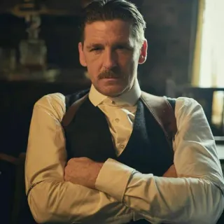 😐 Arthur Shelby Peaky Blinders Arthur Shelby, Peaky Blinders, Tommy Shelby, Cillian Murphy, Gangster, Kriminalität, Serie telegram sticker