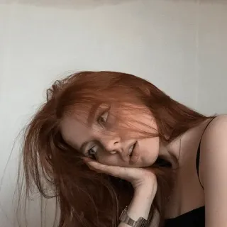 🤍 femme, cheveux roux, portrait, beauté, fille, coiffure telegram sticker