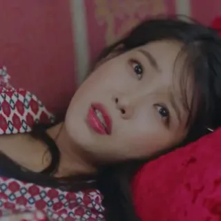 😣 IU IU, Chanteuse coréenne, K-pop, Célébrité, Chanteuse, Femme whatsapp sticker