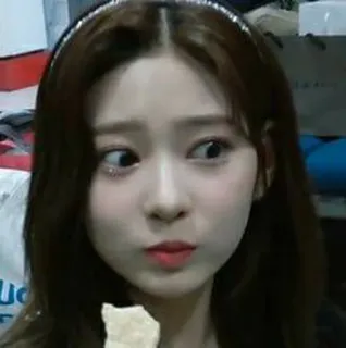 😳 kpop, chica, asiática, belleza, retrato, cara telegram sticker