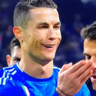 🥴 Cristiano Ronaldo Cristiano Ronaldo, sepak bola, olahraga, atlet telegram sticker