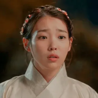 🤐 IU cantante, coreano, celebrità, attrice, IU, K-Pop telegram sticker