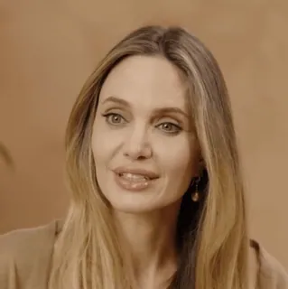 🙎‍♀️ Angelina Jolie 女優, 有名人, ポートレート, 女性, 人物, ブロンドヘア telegram sticker