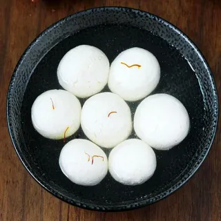 🥚 Rasgulla, Indisches Dessert, Süßigkeiten, Essen, Dessert, Safran telegram sticker