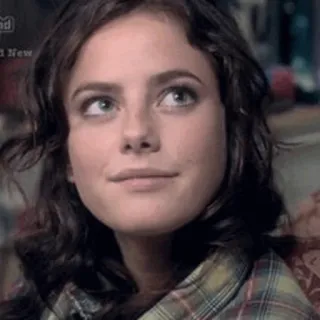 Kaya Scodelario | @DevilinYou whatsapp stickers