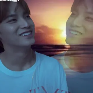 ⚡ SEVENTEEN K-pop, Personne, Coucher de soleil, Plage, Musique telegram sticker