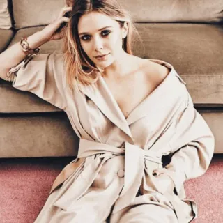 ™ Elizabeth Olsen Elizabeth Olsen, actress, celebrity, portrait, woman, blonde hair telegram sticker