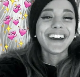 😊 Ariana Grande piosenkarz, aktorka, serce, uśmiech, gwiazda pop telegram sticker