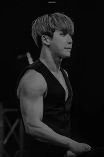 🖤 man, muscle, black and white, portrait, Korean telegram sticker