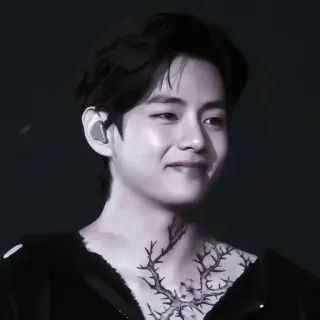 🎟 V kpop, piosenkarz, tatuaż, bts, v, idol telegram sticker