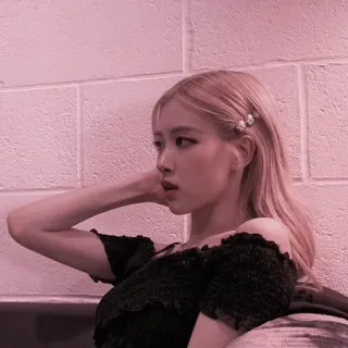 🥰 Rosé Розэ, K-поп, певица, знаменитость, портрет, женщина whatsapp sticker
