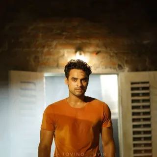 😍 Tovino Thomas TOVINO _UYIR Actor, Actor indio, Celebridad, Tovino Thomas whatsapp sticker