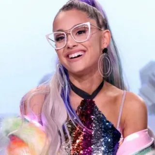 😁 Ariana Grande Gwiazda pop, Piosenkarka, Gwiazda, Okulary, Kobieta, Portret telegram sticker