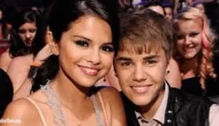 😁 Selena Gomez celebrity, relationship, pop star, singer, couple, Justin Bieber telegram sticker
