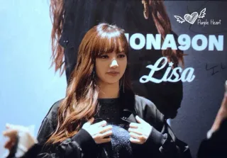 🌱 Lisa ONA9ON
Lisa kpop, sängerin, idol, frau, porträt, promi telegram sticker
