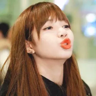 🐬 femme, personne, selfie, visage, lèvres telegram sticker