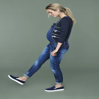 😁 pregnant woman, maternity, pregnancy, woman, fashion, overalls telegram sticker