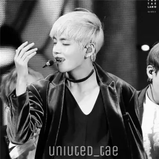 💿 uniuted_tae K-Pop, Musik, Koreanisch, Promi, Sänger whatsapp sticker