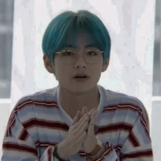 ⚔ V K-Pop, BTS, V, Kim Taehyung, Sänger, blaue Haare telegram sticker