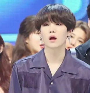 😦 Suga Suga, BTS, K-pop, Nhạc sĩ, Ca sĩ, Min Yoongi telegram sticker