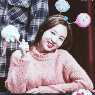 🗝 woman, sweater, portrait, headband, pink, smiling telegram sticker