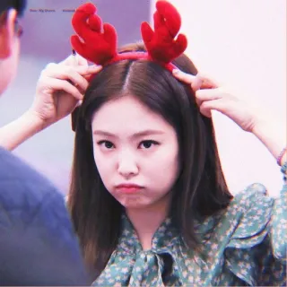 🦄 Jennie kpop, cantora, menina, natal, rena telegram sticker