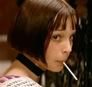 😐 Mathilda Léon: The Professional Mathilda, Léon, sucette, collier ras du cou, Natalie Portman telegram sticker