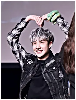 🎈 kpop, азиатский, сердце, фанат, концерт telegram sticker