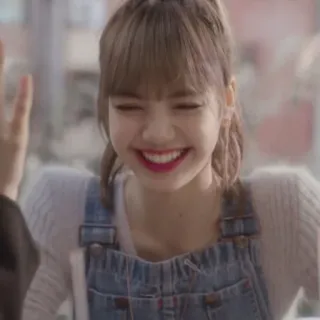 🌼 Lisa kpop, лиса, певица, девушка, айдол, милая telegram sticker