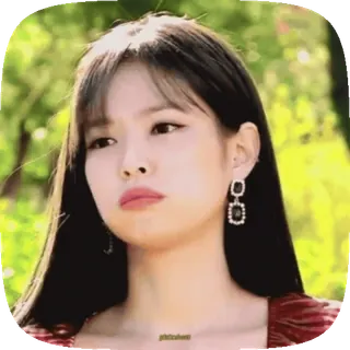 🤔 pinkicheeks korean, asian, girl, woman, face, expression telegram sticker