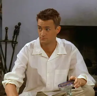 😳 Chandler Bing Friends Chandler Bing, Matthew Perry, Friends, Sitcom, Années 90, Télévision, Personnage, Acteur whatsapp sticker