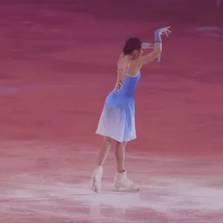❄️ Patinage artistique, Patinage artistique, Spectacle, Glace, Sport, Femme whatsapp sticker