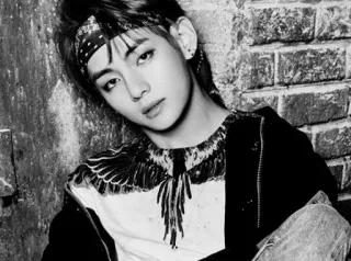 🌚 V (Kim Taehyung) BTS, K-Pop, Koreanischer Pop, Sänger, Idol, Musik telegram sticker